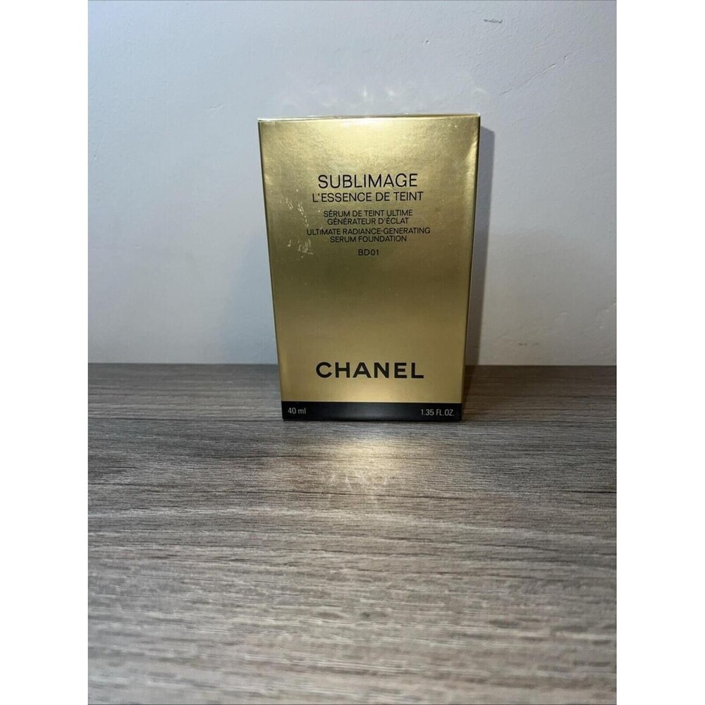Chanel Sublimage L'Essence De Teint Ultimate Radiance Generationg Serum BD10